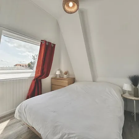 T3, Parking & Wi-fi, Cuisine Equipee Apartment *