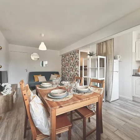 T3, Parking & Wi-fi, Cuisine Equipee